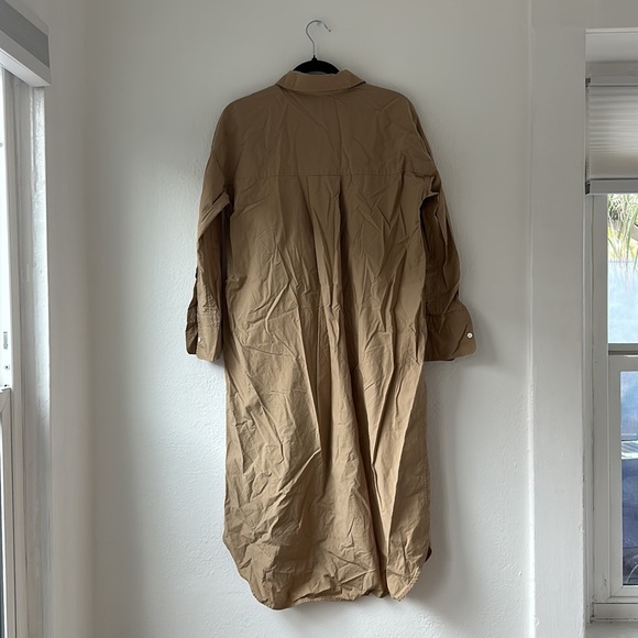 Everlane Maxi Button Up Dress in Khaki - Picture 4 of 4